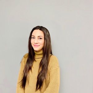 Meet your Posher, Phoebe